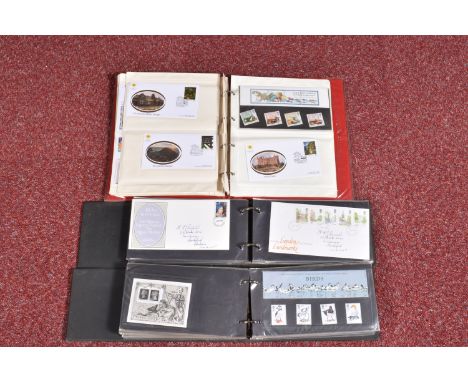 GB COLLECTION OF FIRST DAY COVERS AND PRESENTATION PACKS TOGETHER WITH A FEW BOOKLETS
