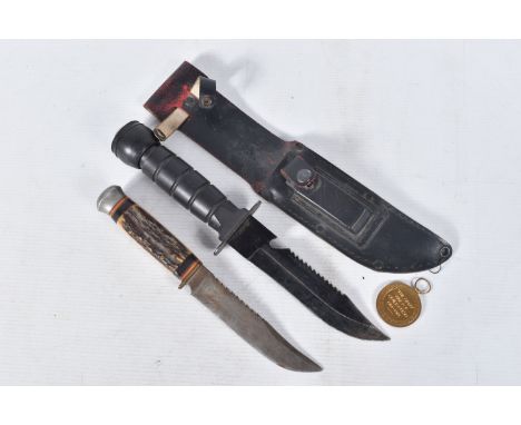 A WWI VICTORY MEDAL AND TWO KNIVES, the medal is named to M2/182858 T (Thomas) Naughton ASC, one knife has a horn handle and 