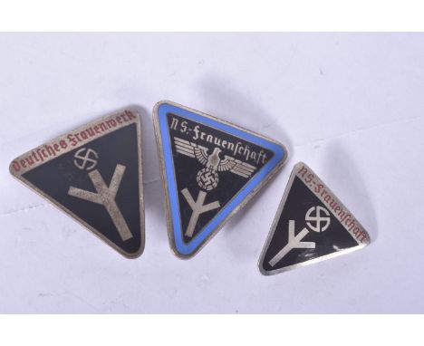 THREE GERMAN GDEUTSCHES FRAUENWERK, women's work membership badges, two are black and silver and one is blue, black and silve