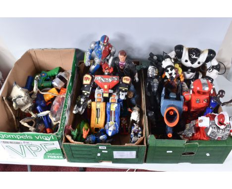 A QUANTITY OF UNBOXED AND ASSORTED ACTION FIGURES AND ROBOTS ETC., to include Tiger Electronics Dino-Chi T-Rex, Wowwee Robosa