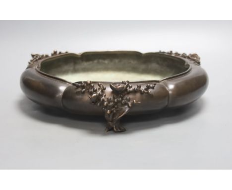   A Japanese bronze dish, Meiji period, diameter 28cm