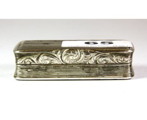A Georgian hallmarked silver and gilt lined snuff box, W. 6.5cm, Depth. 1.5cm.