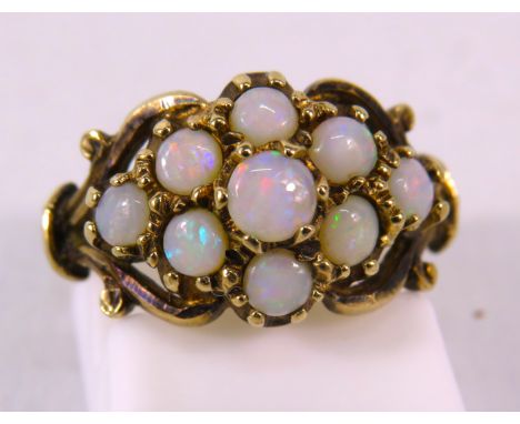 Vintage 9ct Gold opal cluster ring, finger size "L" 2.8 grams.