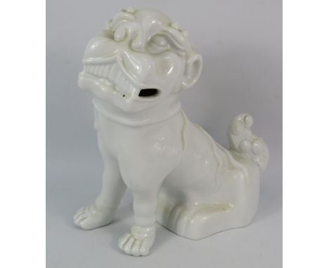 Herend Hungary large white porcelain Foo dog figurine, 10".