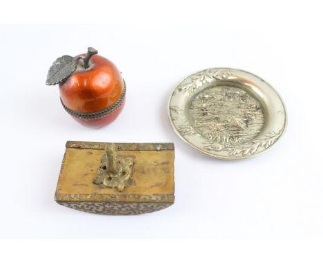 Items are in vintage condition Signs of use &amp; age Please see photographs
