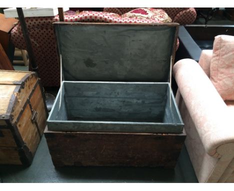 Pine military travel trunk with metal lining, 55x100x50cmH