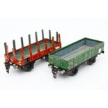 2 Märklin Güterwagen 1761 und 1772, Spur 0, tw gealteter Lack, L 16,5, Z 3
