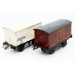 2 Hornby Güterwagen, Spur 0, Alterungsspuren, LS, L 14,5, Z 3