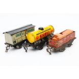 3 Kraus Güterwagen, Spur 0, LS, Alterungsspuren, ein Türgriff fehlt, Z 3