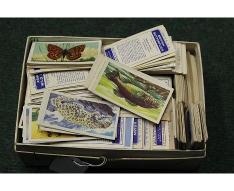 Loose cigarette and tea cards, to include Senior Service bridges of Britain, Brooke Bond British butterflies, freshwater fish