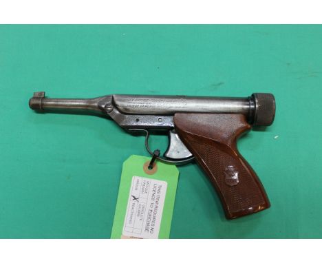 A Hy-Score target air pistol in .22 cal (hence model 800B), in good working order (rear sight missing), as a post 1939 air we