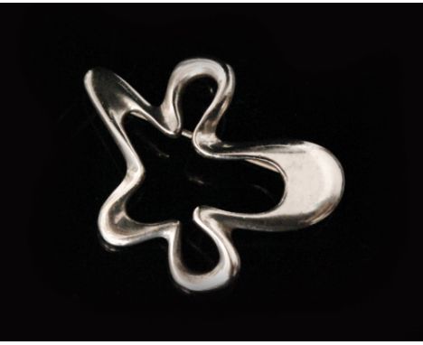 Henning Koppel for Georg Jensen - A mid 20th Century Danish Sterling silver pin brooch 'Splash', of amoebic form, numbered 32