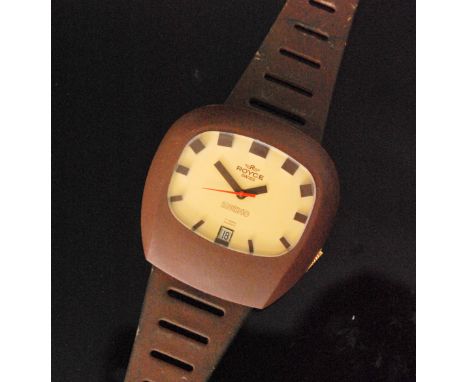 Royce - A 1970s Swiss Royce Mexico manual wind gentleman's wristwatch, the space age style watch with rectangular gold dial a