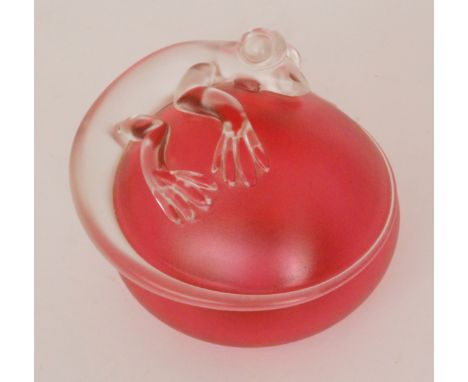 Iestyn Davies - Blowzone - A contemporary glass sculpture modelled as a stylised lizard in clear glass wrapped around a ruby 
