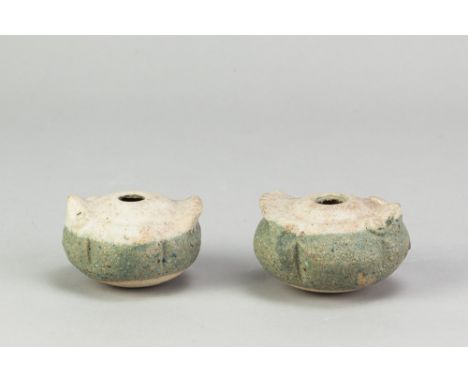 IAN GODFREY (1942-1992); a pair of stoneware bird pots, largest diameter 6.5cm (2). (D)Additional InformationAppears good wit