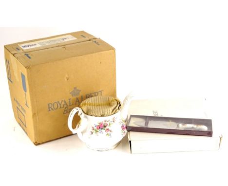 A Royal Albert Moss Rose pattern part tea service, in original unopened packaging, Royal Albert Old Country Roses cake slice 
