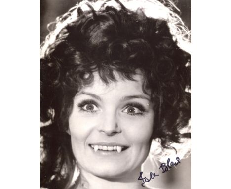 Taste the Blood of Dracula 8x10 hammer horror movie photo signed by actress Isla Blair. Good condition. All autographs come w