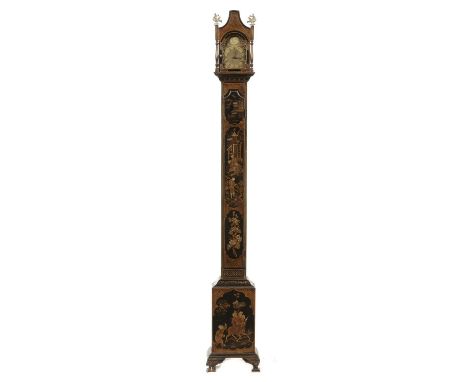 AN UNUSUAL GERMAN ENGLISH STYLE MINIATURE THIRTY HOUR JAPANNED LONGCASE CLOCK, EARLY 20TH C&nbsp;the breakarched brass dial w