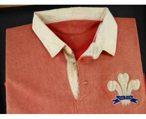 1924 WALES INTERNATIONAL RUGBY UNION JERSEY MATCH WORN BY JACK WETTER AGAINST NEW ZEALAND 'INVINCIBLES' in traditional red wi