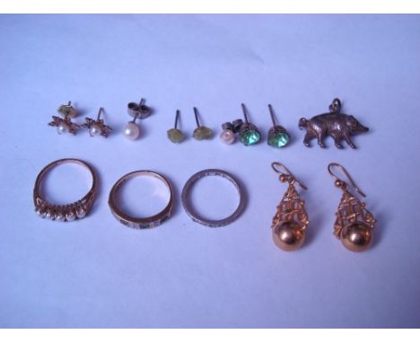A 9ct and pearl ring. a 9ct ring and a pair of 9ct earrings etc. 