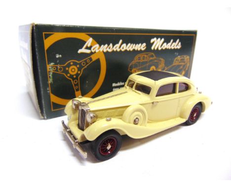 [WHITE METAL]. A 1/43 SCALE LANSDOWNE MODELS NO.LDM29, 1935 TRIUMPH VITESSE FLOW-FREE  cream with maroon wire wheels, mint, b