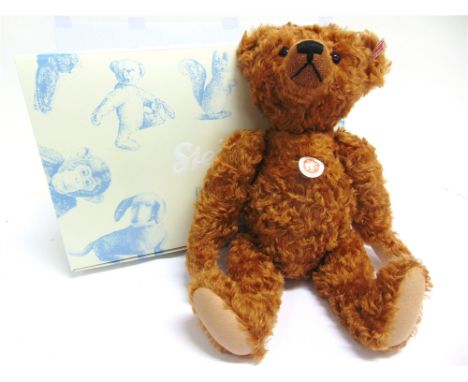 A STEIFF COLLECTOR'S TEDDY BEAR 'JOHANN' (EAN 036835)  russet, limited edition 20/1500, with certificate of authenticity, 45c