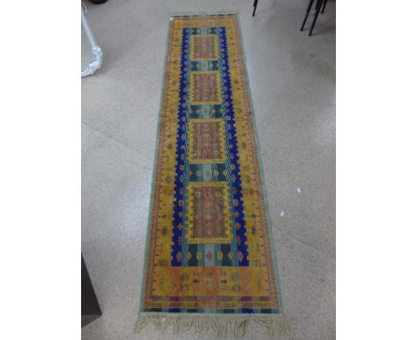 COLOURFUL CARPET RUNNER