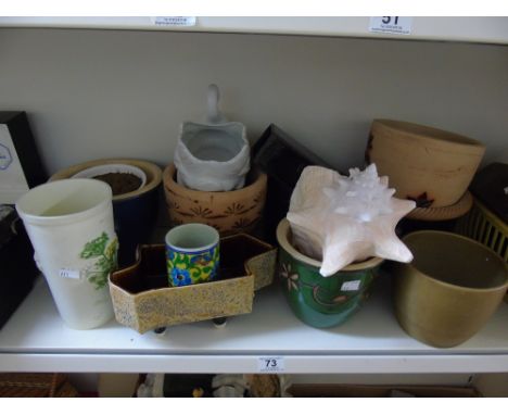 QUANTITY OF CERAMIC PLANT HOLDERS