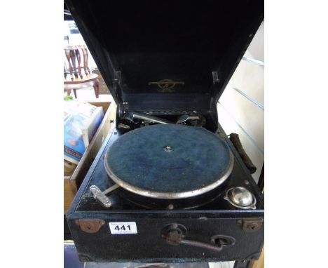 VINTAGE 'COLUMBIA' PORTABLE RECORD PLAYER