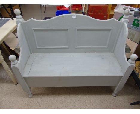 2 SEATER STORAGE BENCH