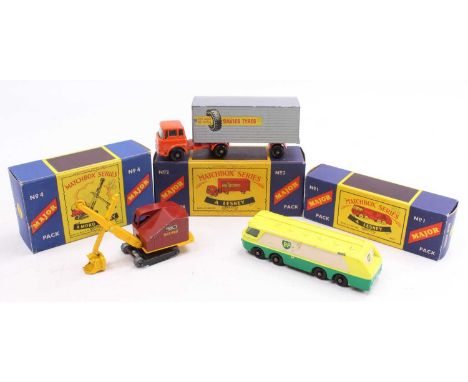 Matchbox Lesney Major Pack group of 3 comprising M1 B.P. Petrol Tanker, M2 York Freightmaster with Bedford Tractor (one rear 