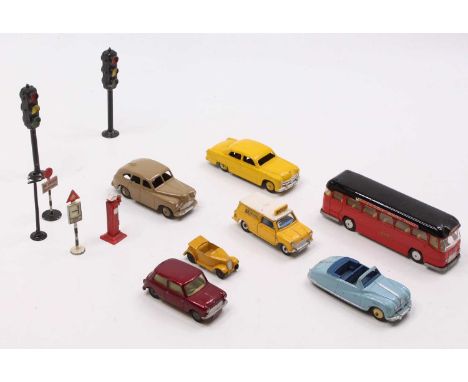 Dinky and Corgi Toys mixed collection with examples to include a Dinky Toys No. 139A Ford Sedan, a Corgi Toys No. 226 Morris 