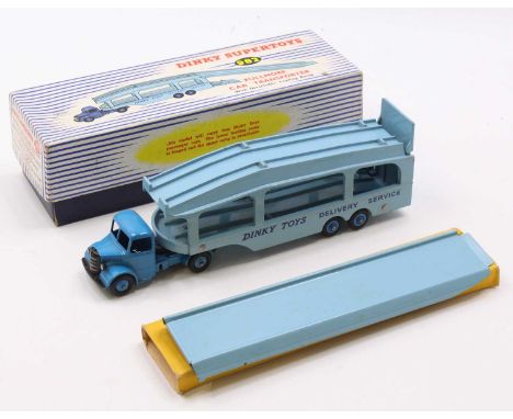 Dinky Toys No. 982 Pullmore car transporter with detachable loading ramp, housed in the original blue &amp; white Supertoys b