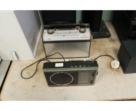 2 vintage radios