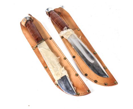 2 Vintage unused hunting knives, with leather sheaths 