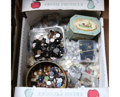 A boxful of assorted Vintage buttons, fridge magnets etc 