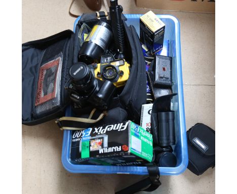 Various cameras and equipment, including Sea and Sea Motormarine II 35mm underwater cameral, Casio Exilim digital camera etc 
