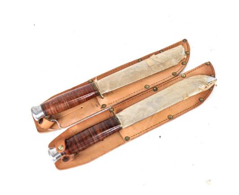 2 Vintage unused hunting knives, with leather sheaths 