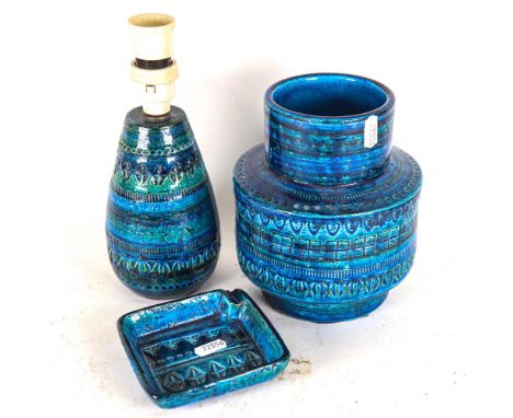 Italian blue glazed incised vase, height 18cm, similar table lamp and ashtray 