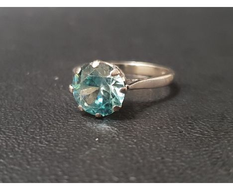 BLUE TOPAZ SINGLE STONE RINGthe topaz approximately 2.5cts, on eighteen carat white gold shank, ring size L-M 