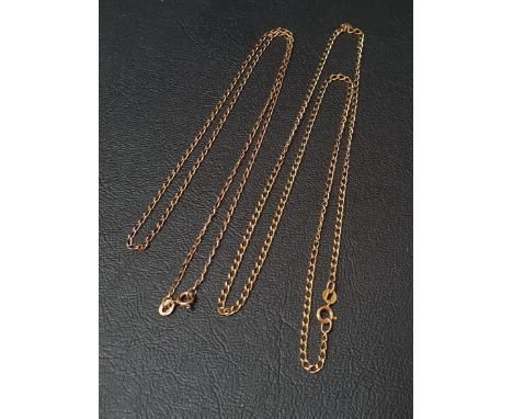 TWO NINE CARAT GOLD CURB LINK NECK CHAINS43cm and 45.5cm long respectively, total weight approximately 4.5 grams 