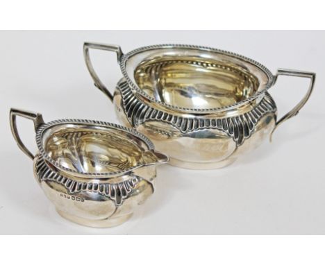 Hallmarked sugar bowl and cream jug, wt. 12oz.