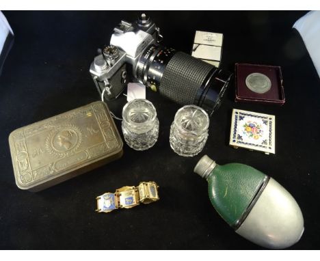 An interesting mixed lot, containing: Asahi Pentax camera, a WWI Christmas 1914 tin, a leather and silver plated cased hip fl