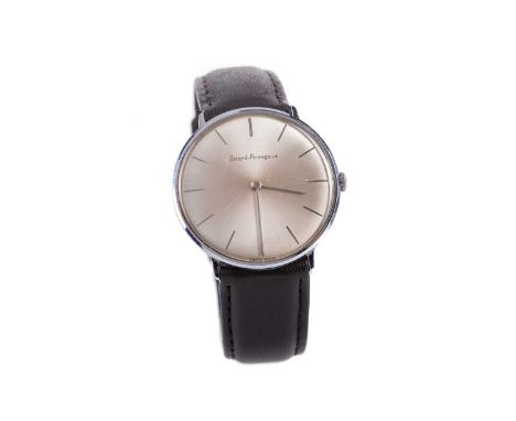 Girard on sale perregaux 9044