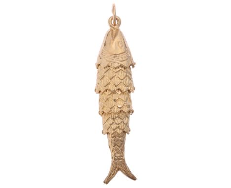 A Vintage 9ct gold articulated fish charm/pendant, maker FM, London 1967, 48.1mm, 6.7g . Condition Report:No damage or repair