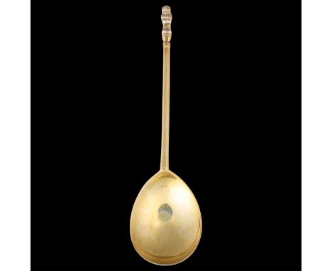 An Antique English silver-gilt lion sejant spoon, only maker's marks to handle and bowl, possibly RW, fig-shaped bowl with fa