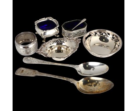 Various silver, including dishes, cruets, spoon etc, 5.3oz weighable . Condition Report:Lot sold as seen unless specific item