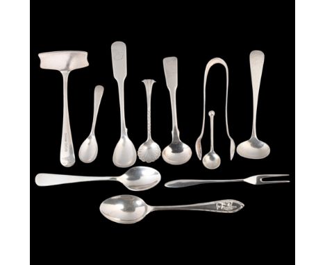 Various silver flatware, including pickle fork, scraper, salt spoons, etc, 3.5oz total . Condition Report: Lot sold as seen u