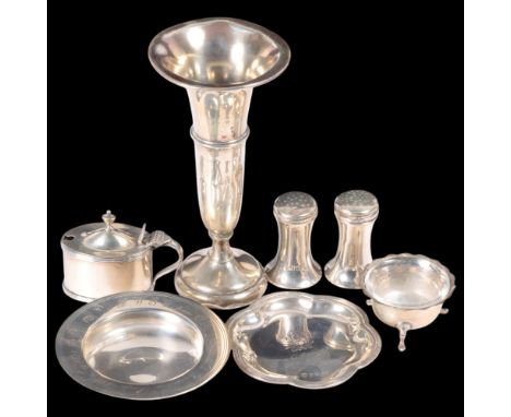 Various silver, including trumpet bud vase, pin dishes, pepperettes, cruets, etc, 9.8oz weighable . Condition Report:Lot sold