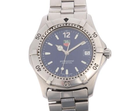 TAG HEUER - a stainless steel 2000 Series Professional 200M quartz calendar bracelet watch, ref. WK1113-0, blue dial with bat